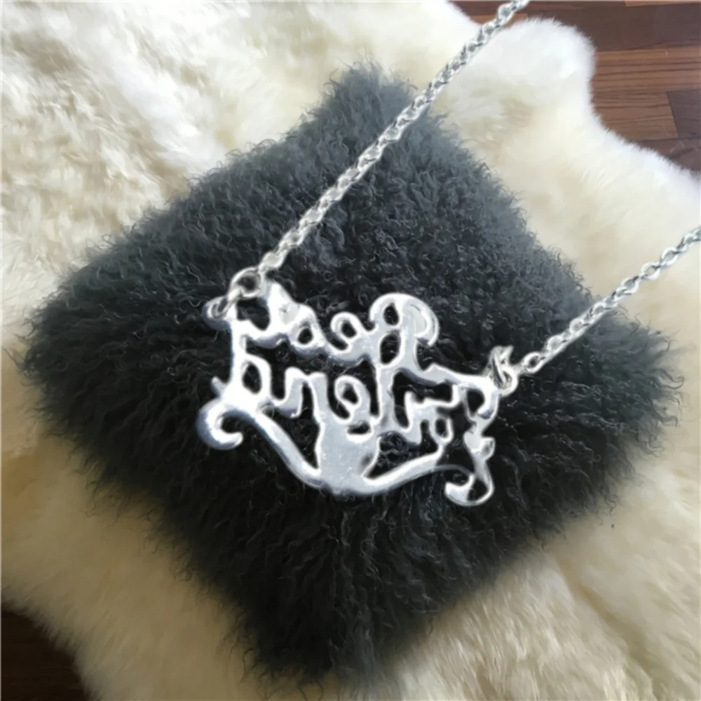 🙋 10/$20. BEST FRIEND Silver Tone Necklace